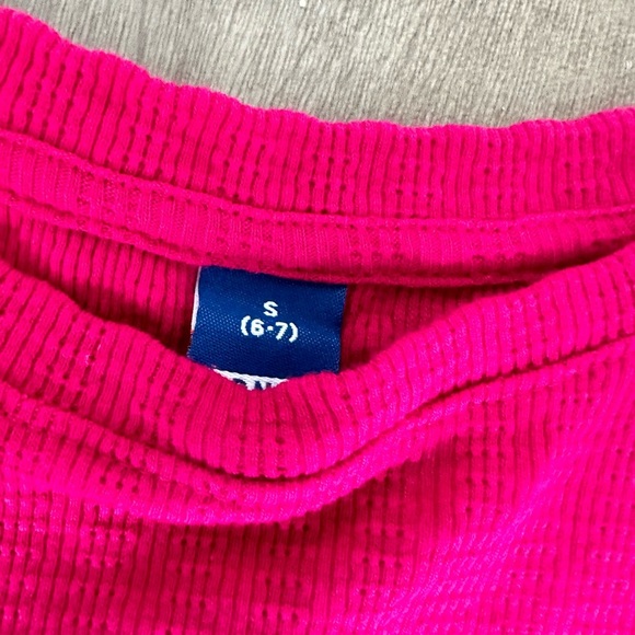 Add on item only —Old Navy Girl size small shirt 
Excellent condition - Picture 2 of 6